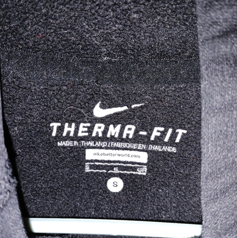Nike thermal hoodie - Picture 2 of 2